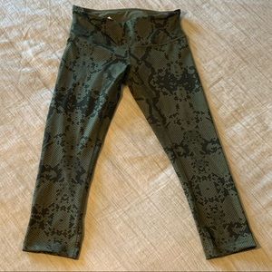 Lululemon leggings,4/6,worn once! Adorable print!